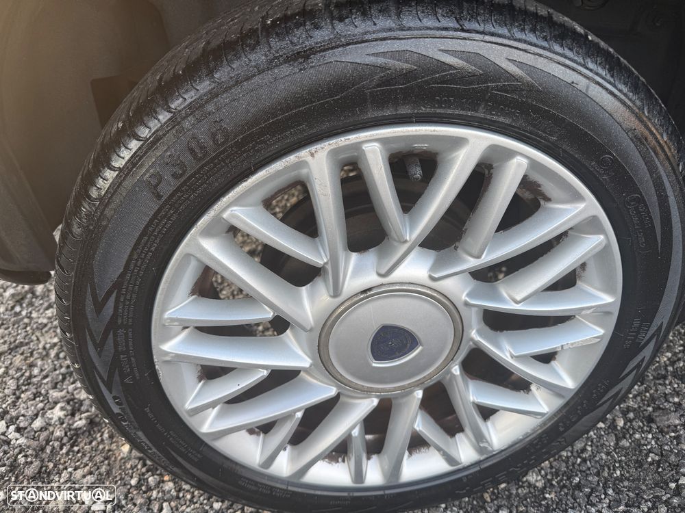 Lancia Ypsilon 1.3 M-jet S&S Gold - 17