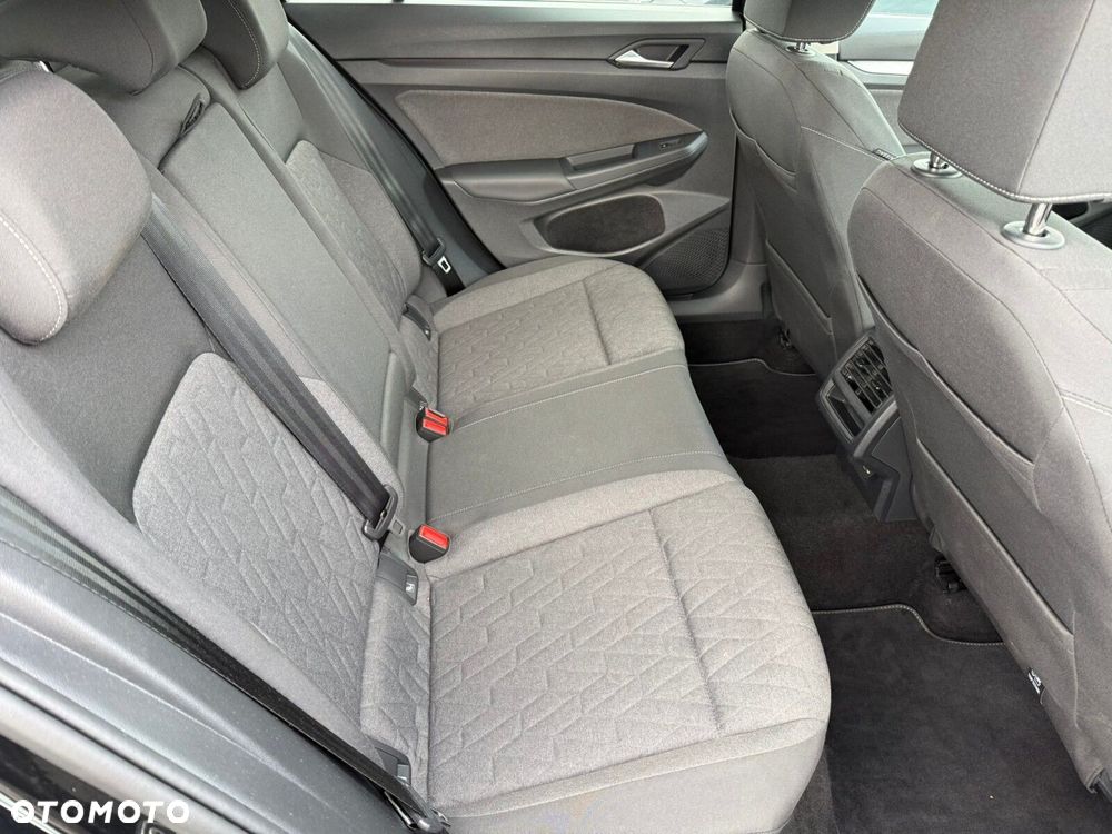 Volkswagen Golf Variant 1.5 eTSI mHEV Life DSG - 27