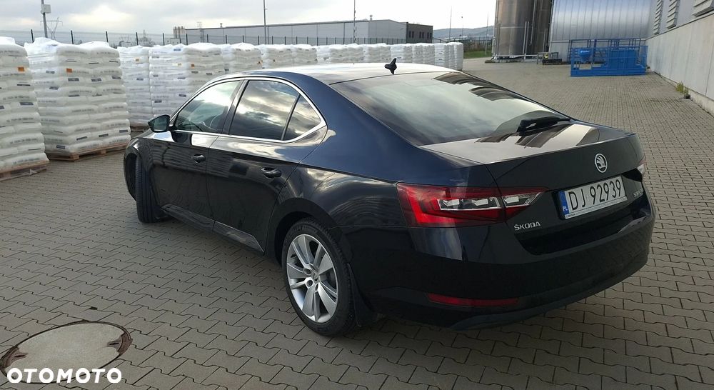 Skoda Superb 2.0 TDI Style - 5