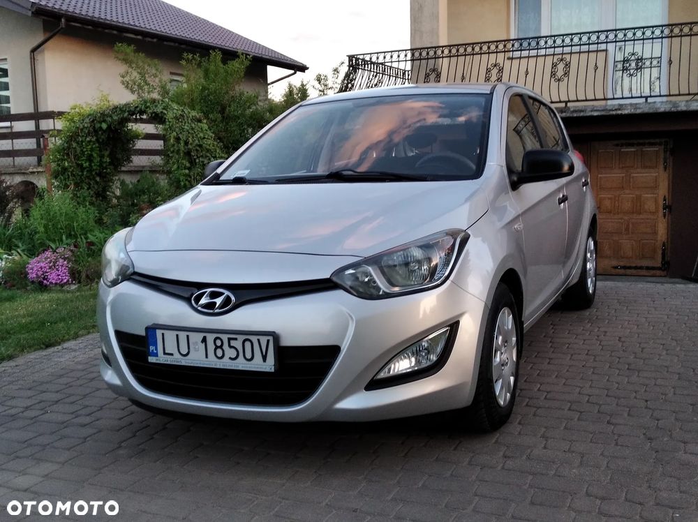 Hyundai i20 1.4 Comfort EU5 - 18