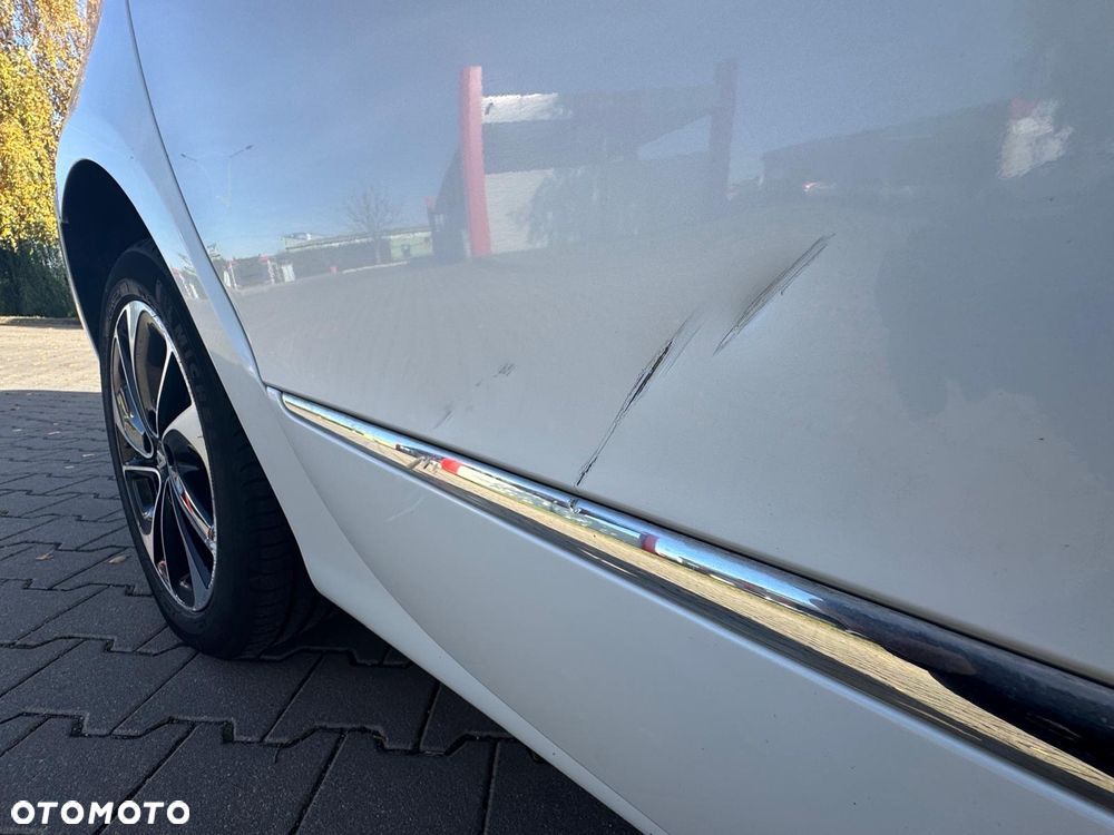 Renault Scenic 1.5 dCi Energy Bose EU6 - 25