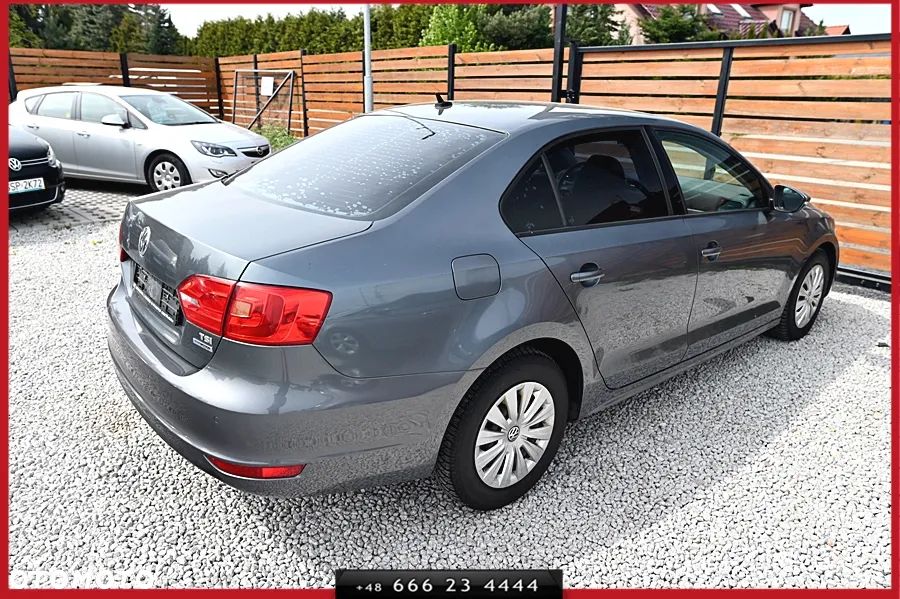 Volkswagen Jetta 1.2 TSI BlueMotion Technology Comfortline - 13