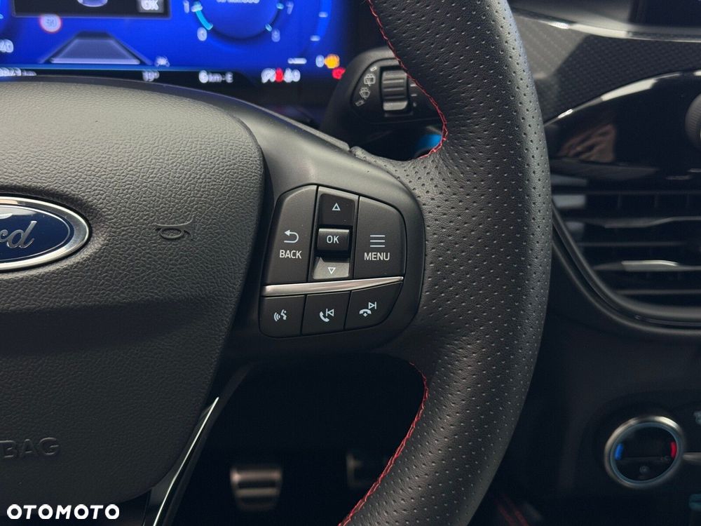 Ford Kuga 1.5 EcoBoost FWD ST-Line X - 23