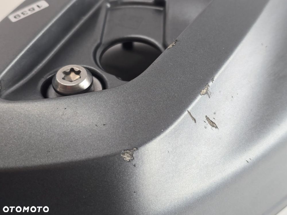 DEKIEL LEWY  POKRYWA USZCZELKA SRUBY BMW R 1250 - 8