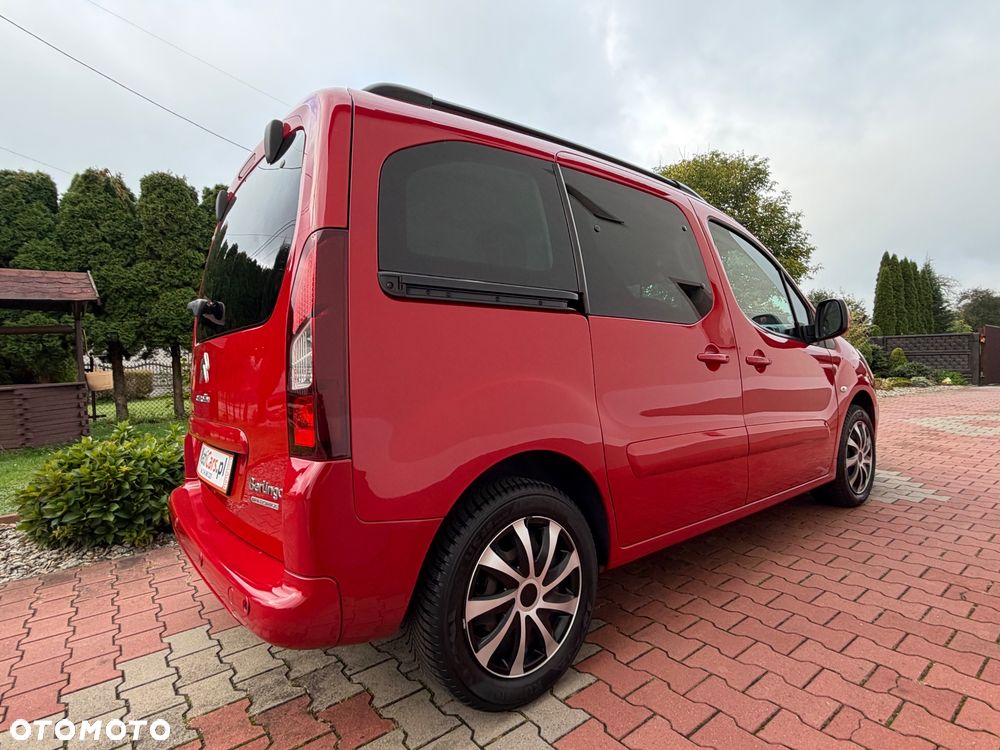 Citroën Berlingo Multispace BlueHDi 120 S&S SHINE - 11