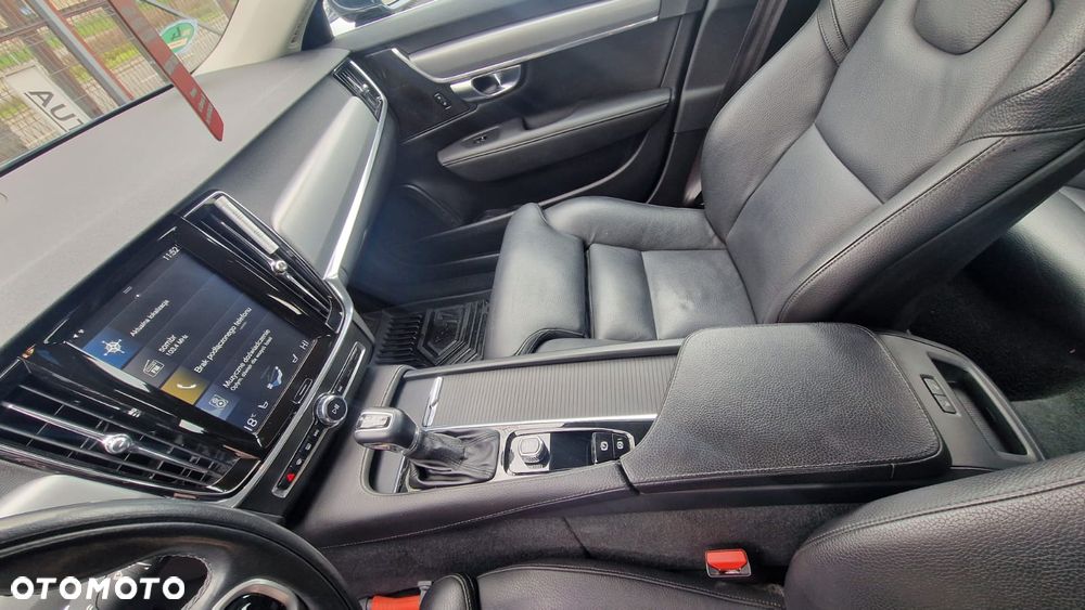 Volvo V90 - 17
