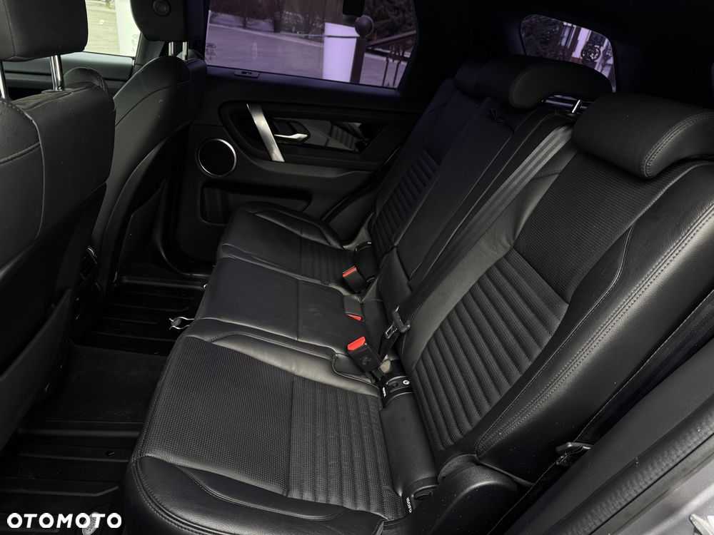 Land Rover Discovery Sport 2.0 TD4 HSE Luxury 129g - 23