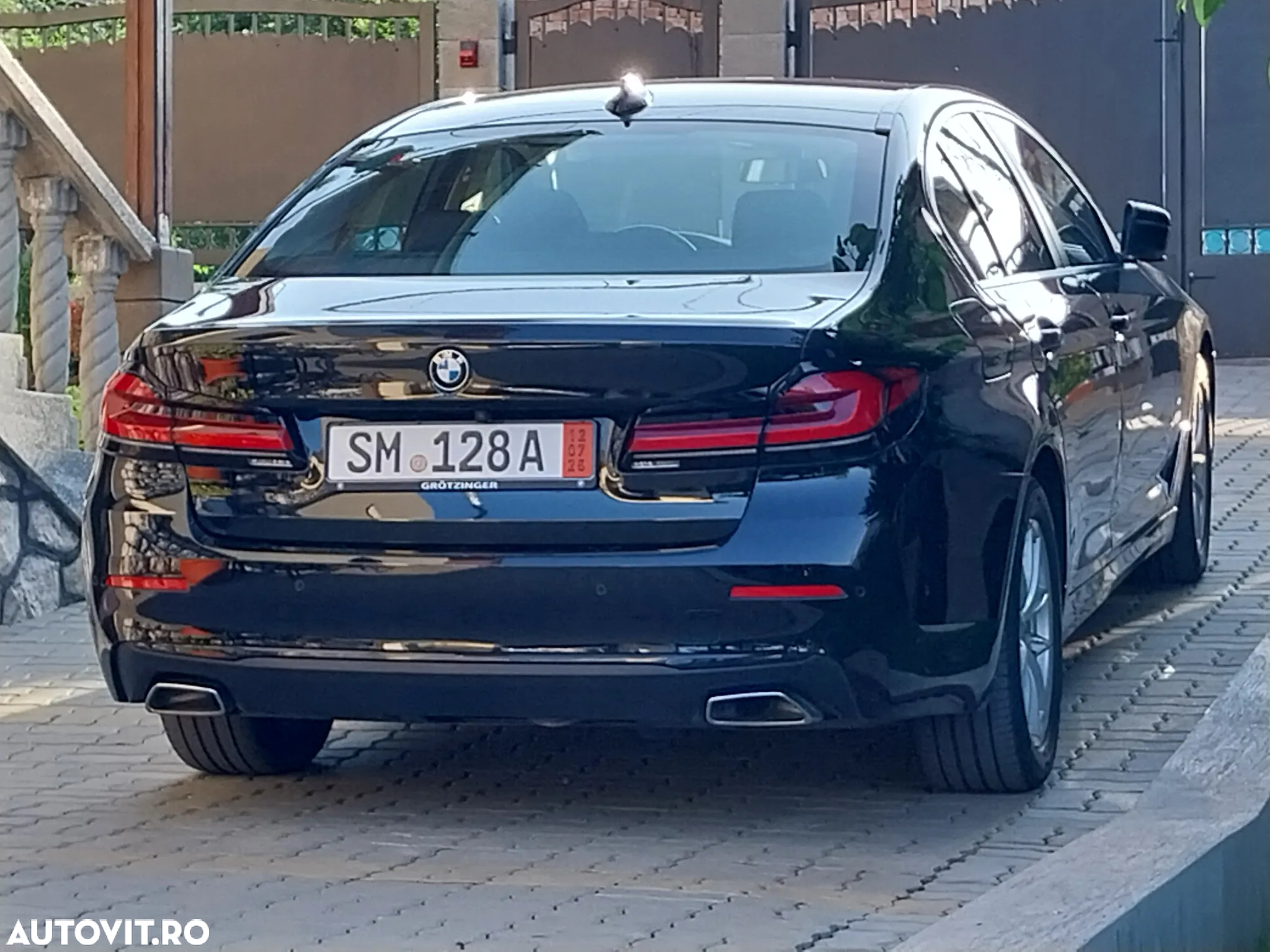 BMW Seria 5 530d AT MHEV - 3