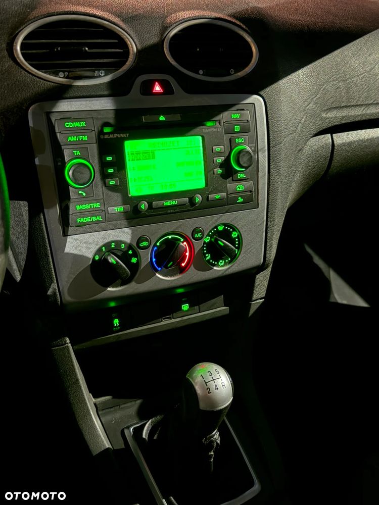 Ford Focus 1.6 TDCi Ambiente DPF - 9