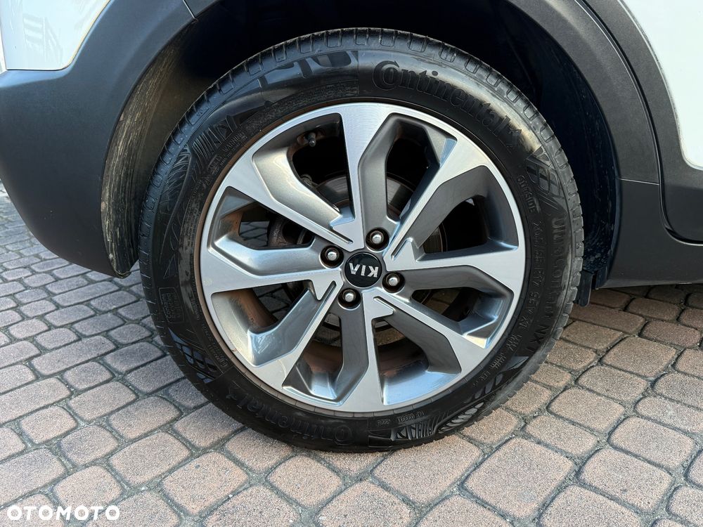 Kia Stonic 1.4 L - 13
