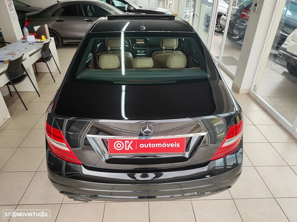 Mercedes-Benz C 220 CDI DPF BlueEFFICIENCY 7G-TRONIC Avantgarde Edition - 11