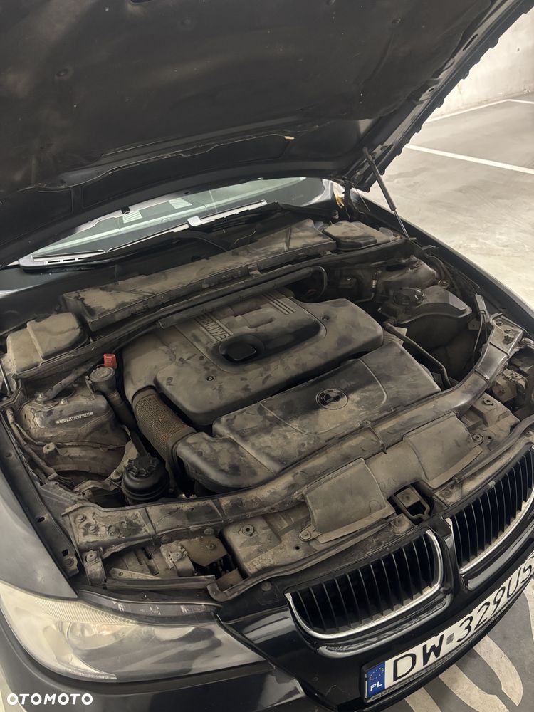 BMW Seria 3 - 32