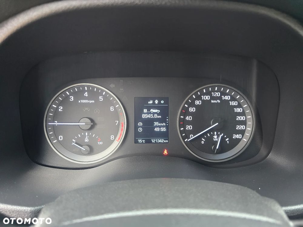 Hyundai Tucson 1.6 GDI BlueDrive Style 2WD - 25