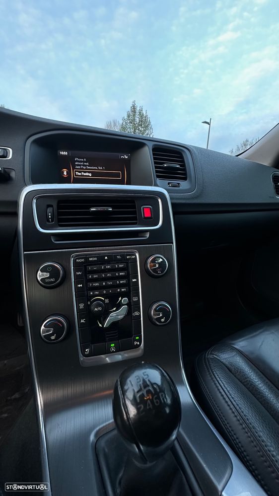 Volvo V60 2.0 D4 Summum Start/Stop - 16