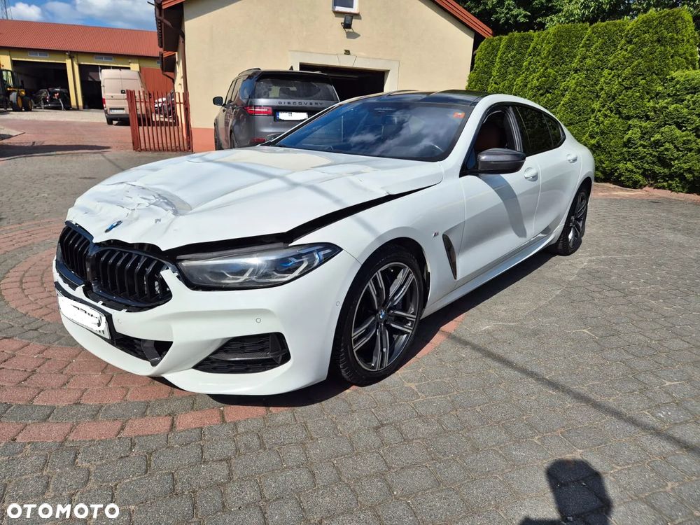BMW Seria 8 - 3