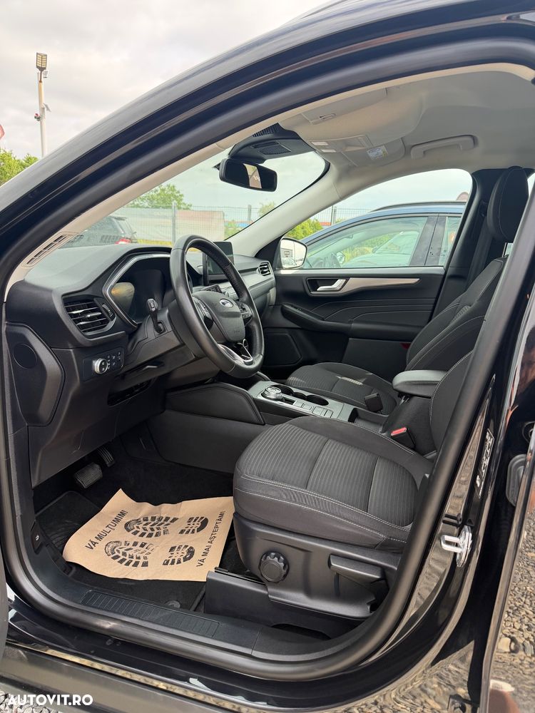 Ford Kuga - 11