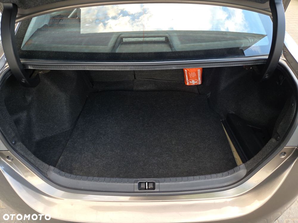 Toyota Corolla 1.6 Comfort MS - 22