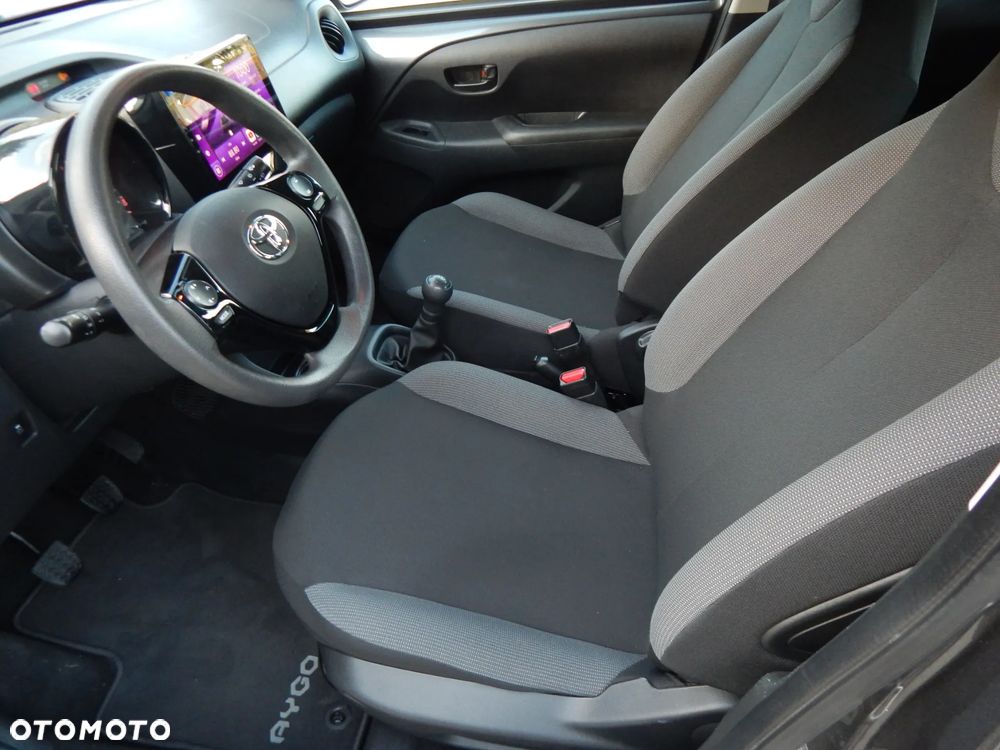 Toyota Aygo x-clusive Style Selection - 6