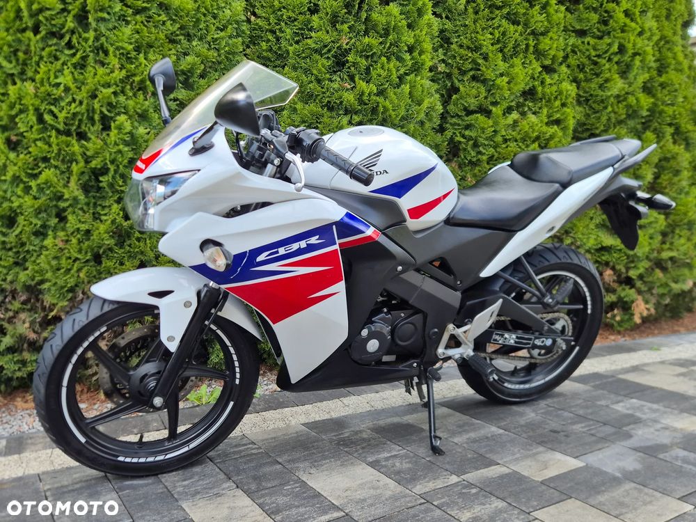 Honda CBR - 4