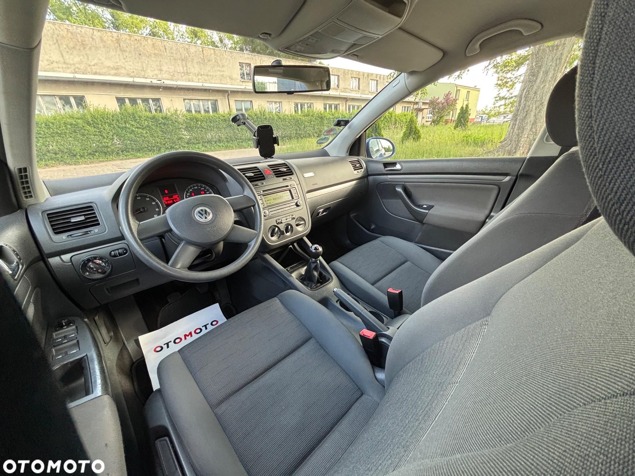 Volkswagen Golf 1.6 Comfortline - 21