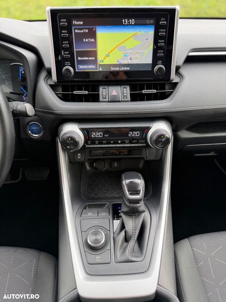 Toyota RAV4 - 16