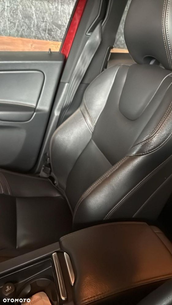 Volvo XC 60 T6 AWD RDesign - 11