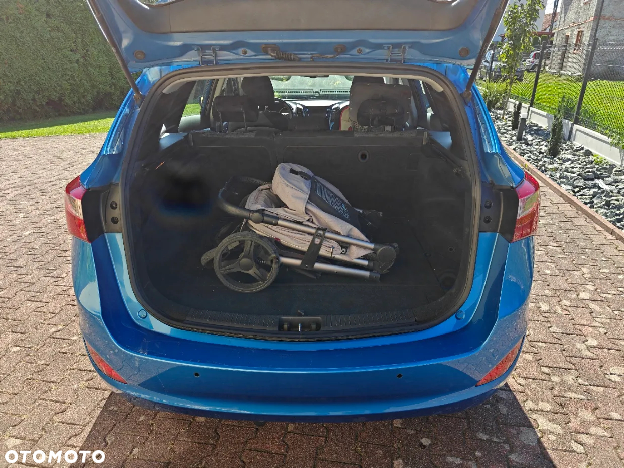 Hyundai i30 Kombi 1.6 CRDI DCT Trend - 5