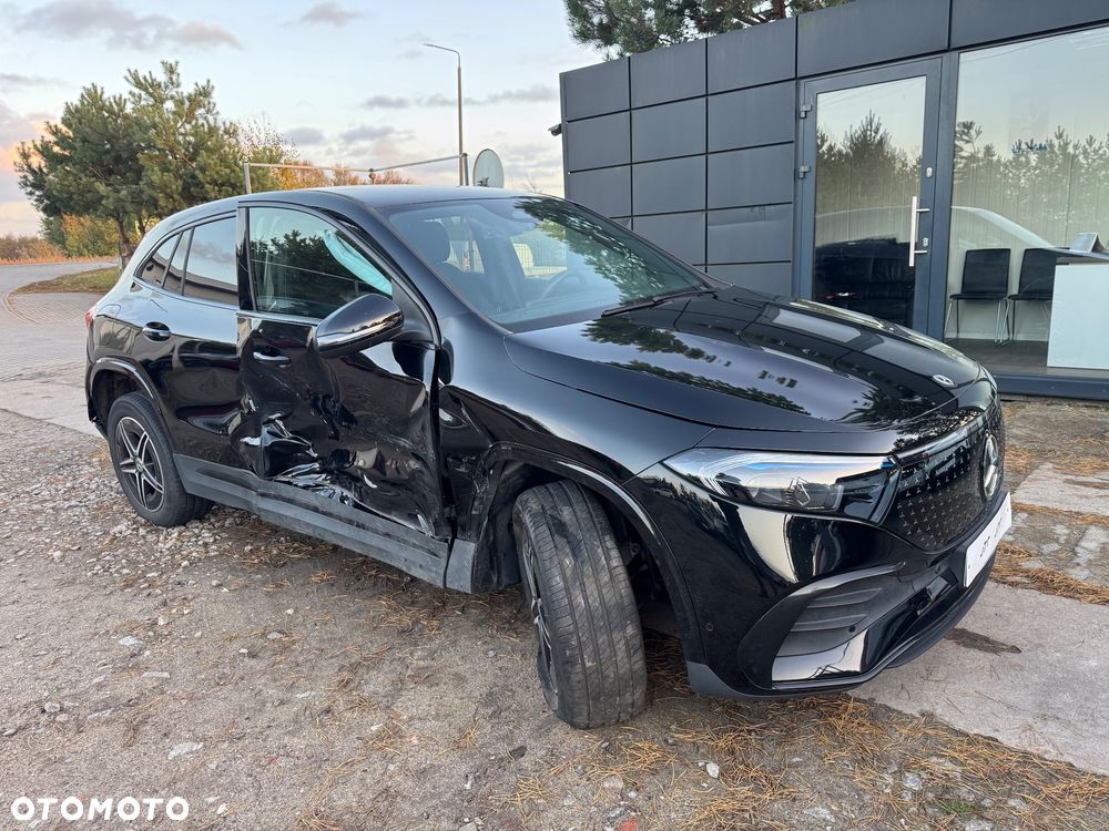 Mercedes-Benz EQA 250+ AMG Line - 3