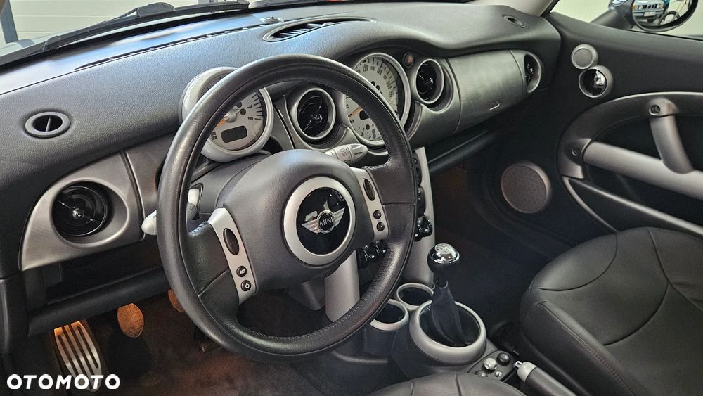 MINI Cooper S Standard - 11