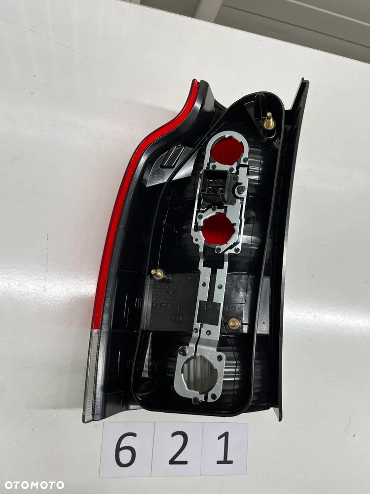 Lampa tył prawa Volvo V70 EU 9154498, 9474851 - 4