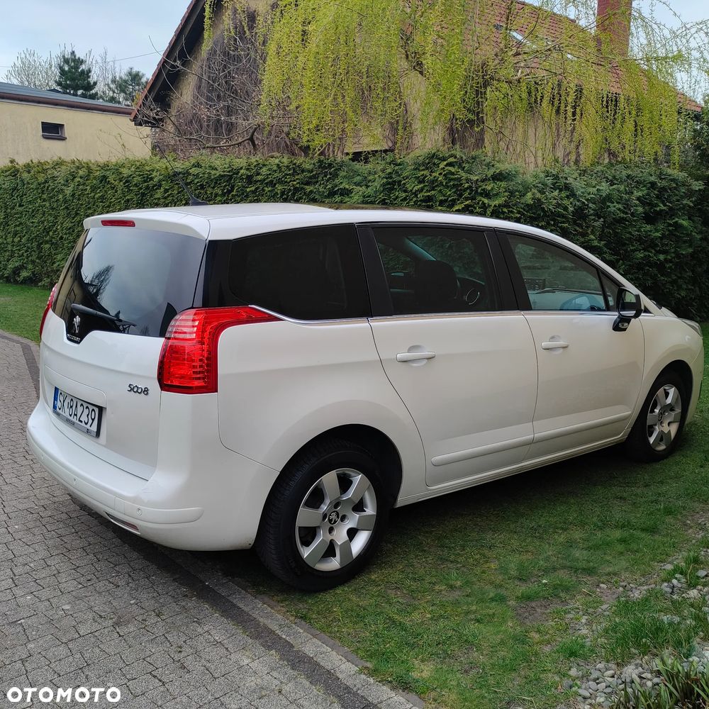 Peugeot 5008 1.6 HDi Style 7os - 3