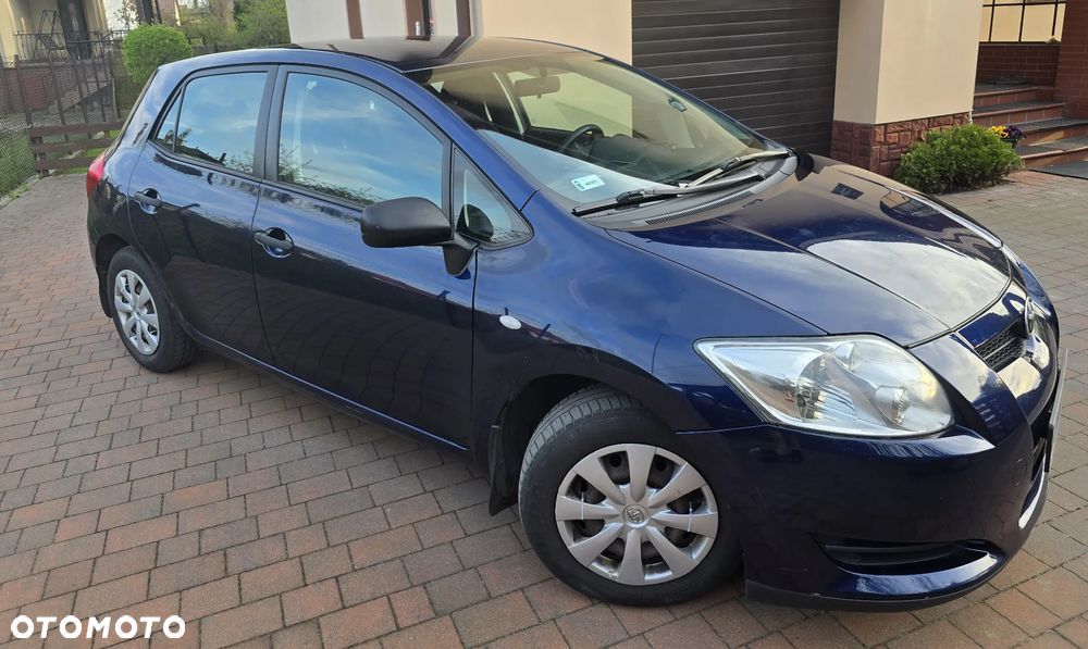 Toyota Auris 1.4 D-4D Life - 2
