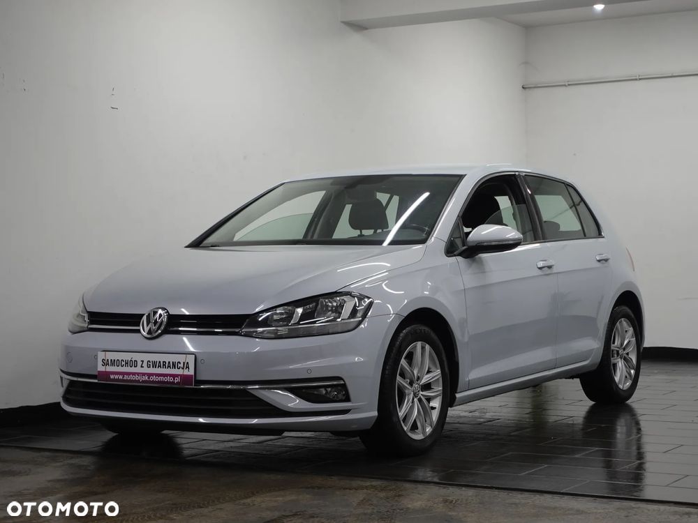 Volkswagen Golf 1.6 TDI SCR DSG Comfortline - 3