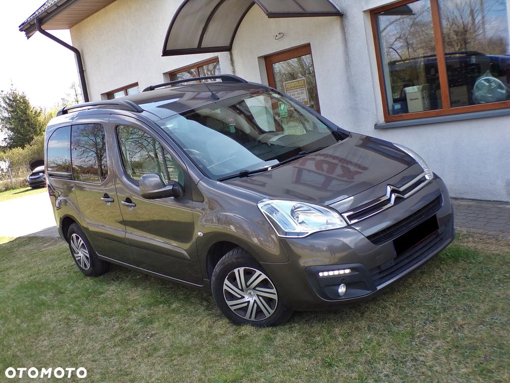 Citroën Berlingo Multispace PureTech 110 SHINE - 13