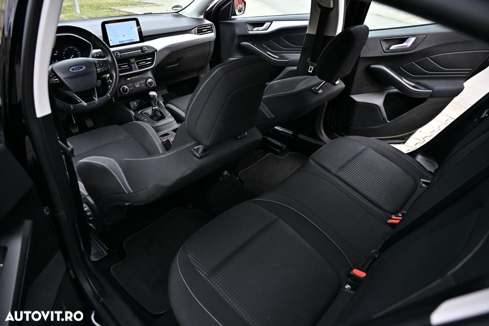 Ford Focus 1.5 EcoBlue Start-Stopp-System TREND - 12