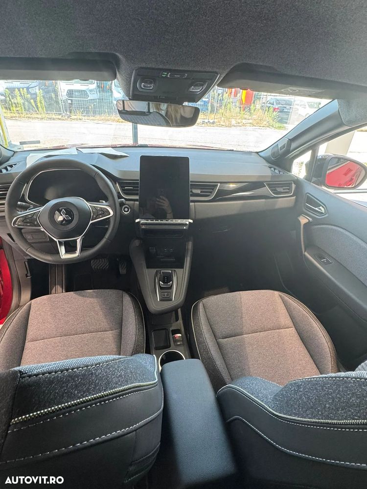 Mitsubishi Grandis - 16