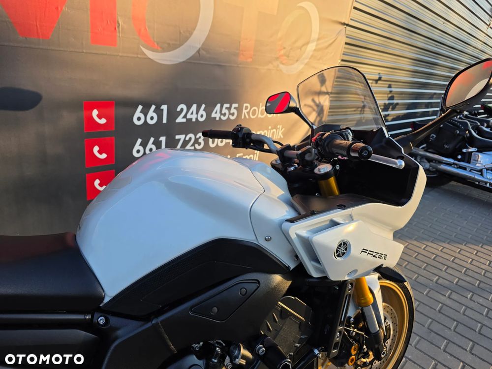 Yamaha FZ8 - 12