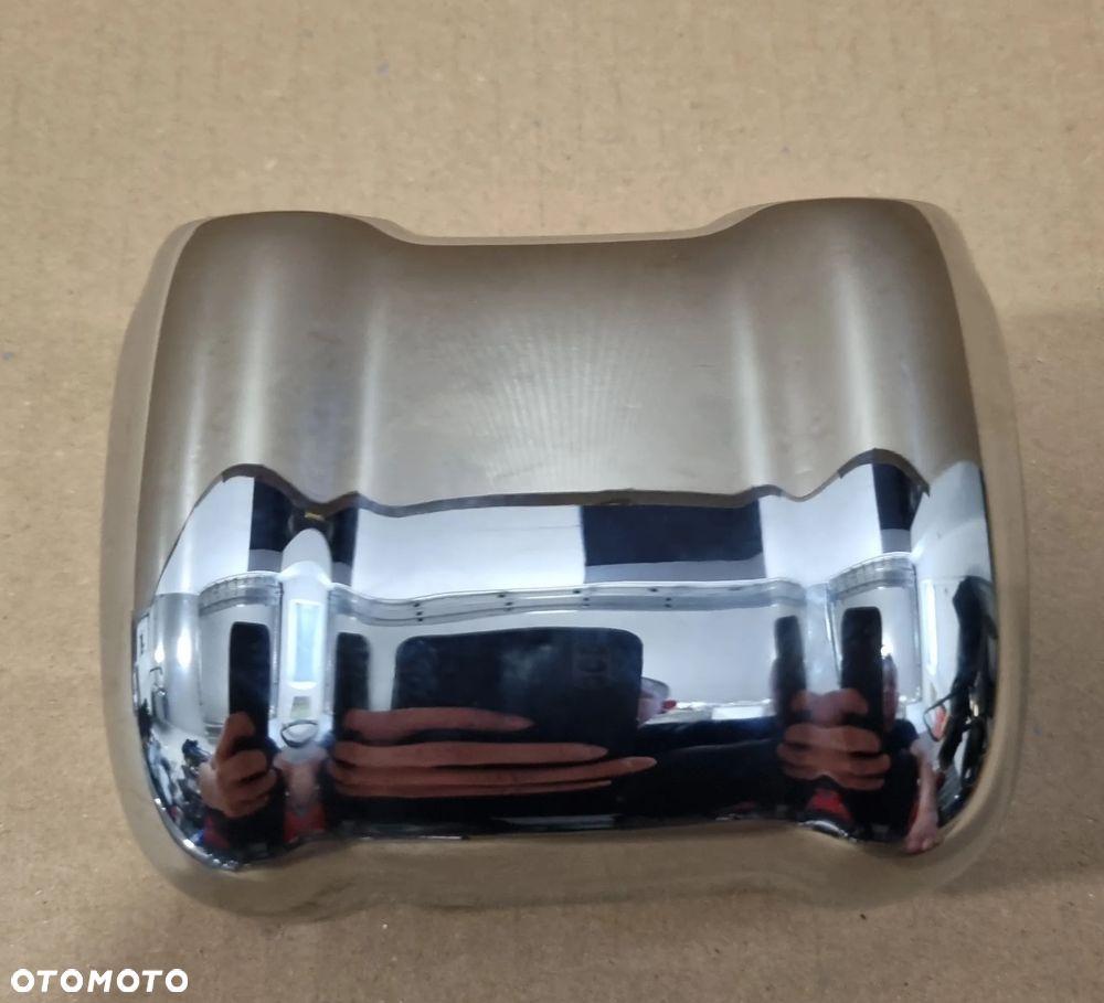 Harley Davidson Softail 31772-07  07-17 Osłona pokrywa cewki - 1