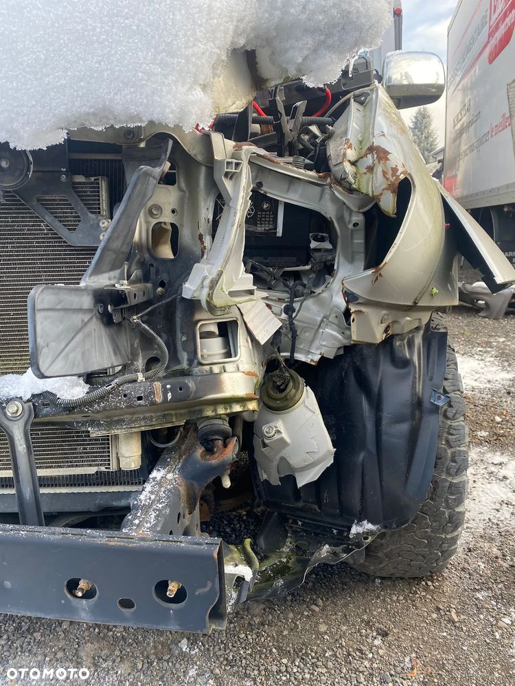 Toyota Hilux 4x4 Extra Cab Sol - 10