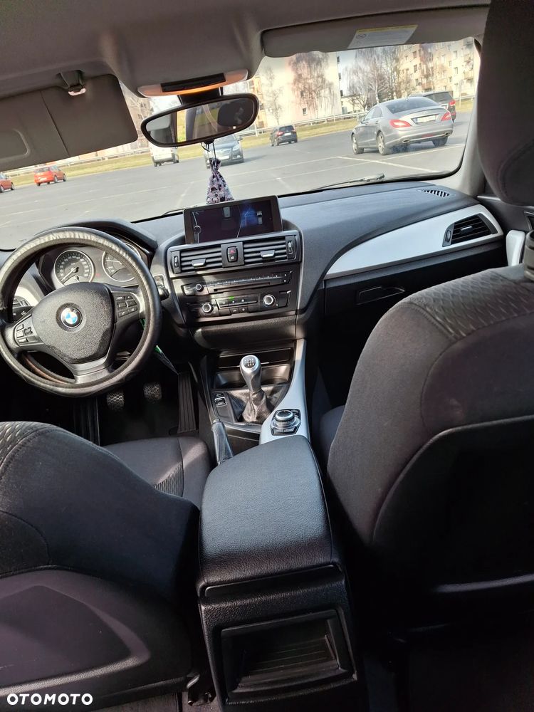 BMW Seria 1 116d EfficientDynamics - 2