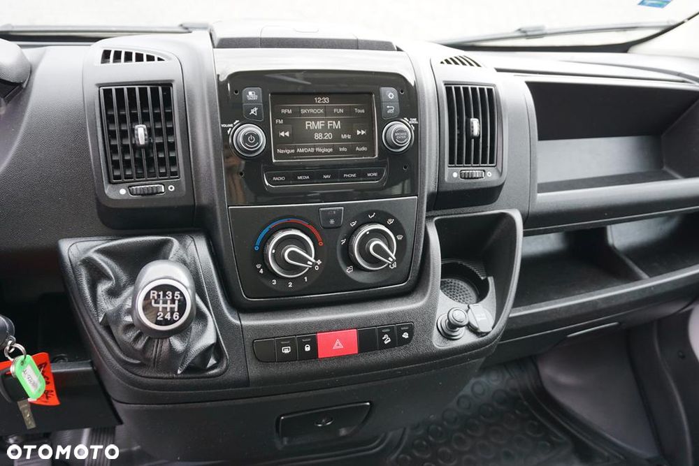 Peugeot / BOXER / 2,2 HDi / 140 KM / WYWROTKA / 72 000 KM - 24