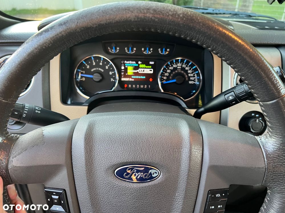 Ford F150 - 4