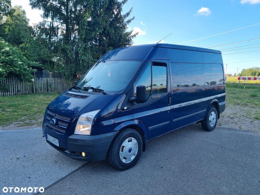 Ford Transit - 1