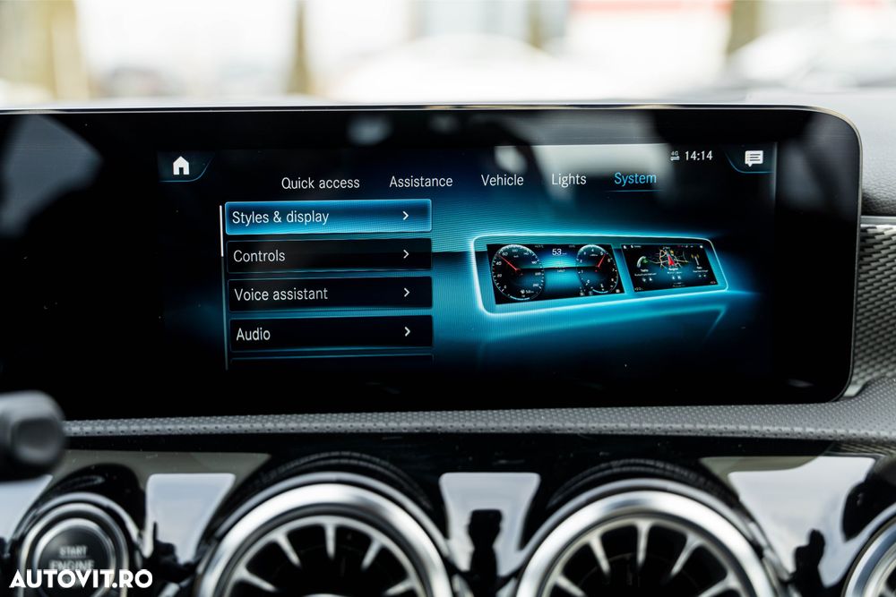 Mercedes-Benz A 180 7G-DCT Progressive Advanced - 31