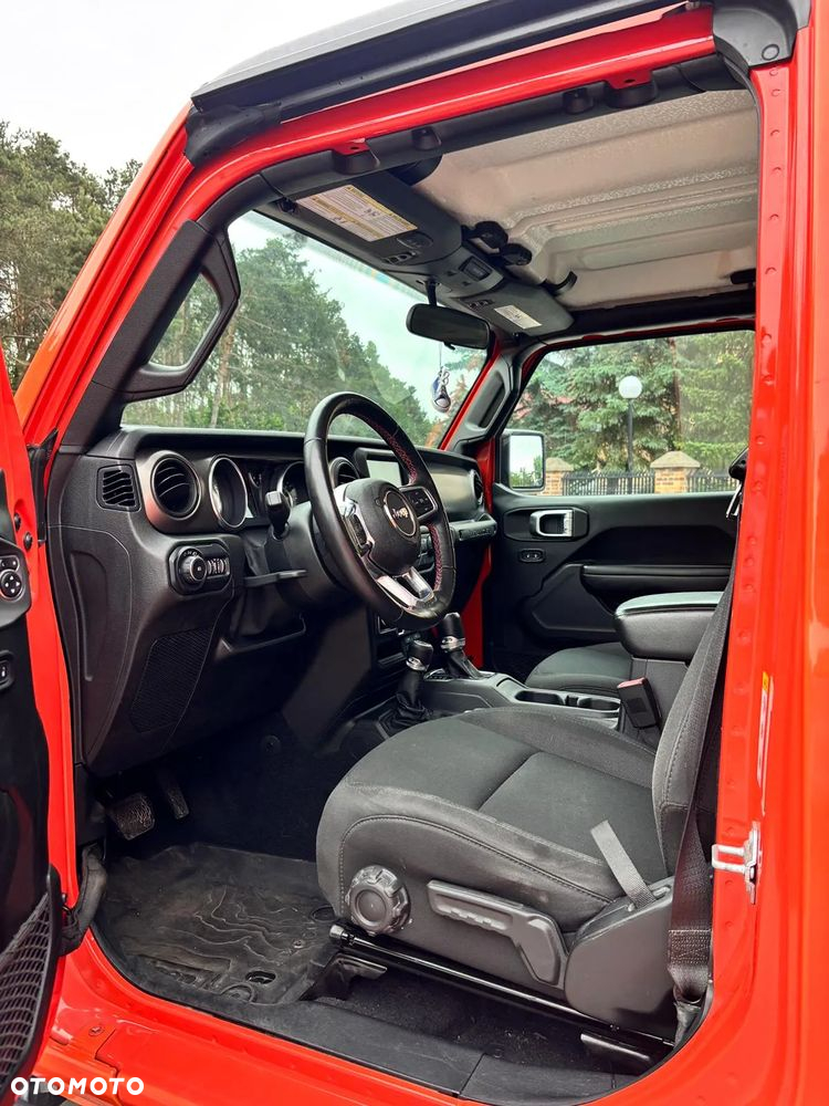 Jeep Wrangler 3.6 Unlim X - 8