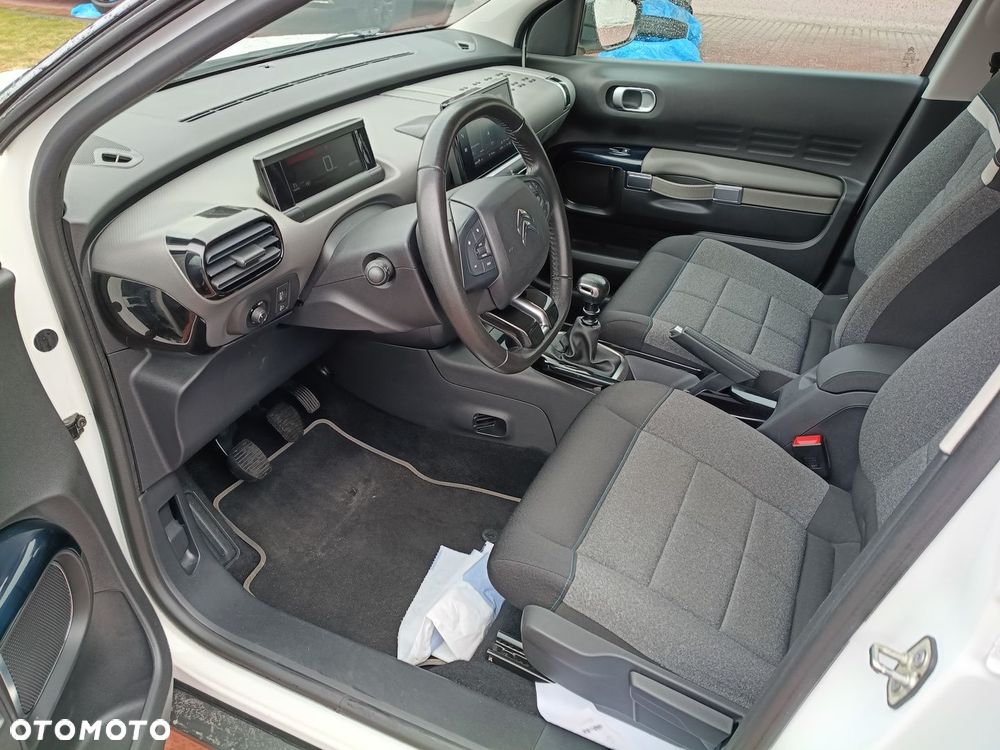 Citroën C4 Cactus - 11