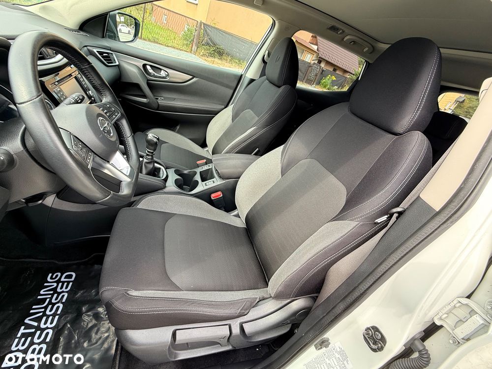 Nissan Qashqai 1.6 DIG-T Tekna - 25