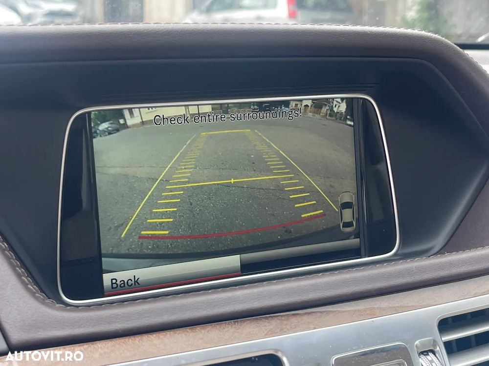 Mercedes-Benz E 350 BlueTEC 4MATIC Aut. - 11