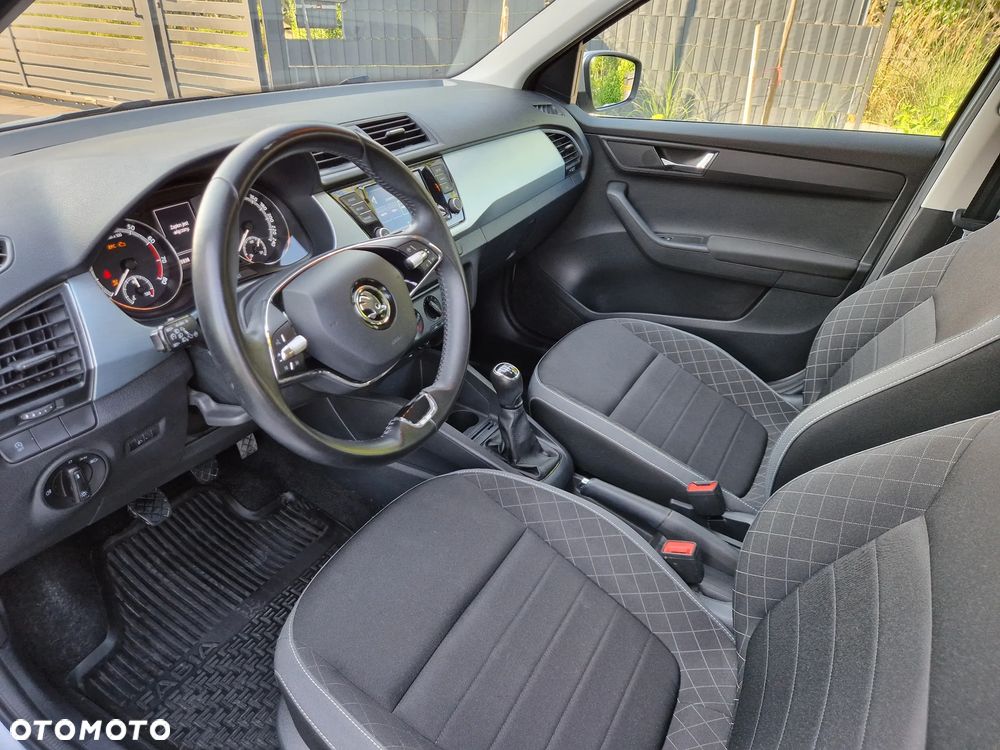Skoda Fabia 1.0 TSI Ambition - 6