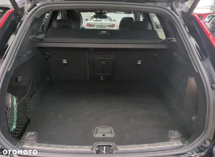 Volvo XC 60 - 8
